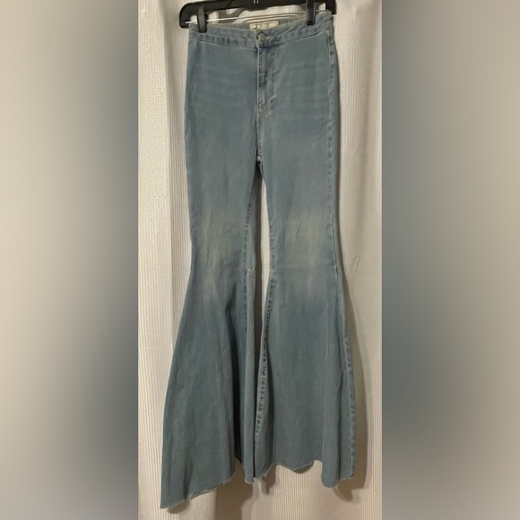 Free People Denim - Free People bell bottom jeans